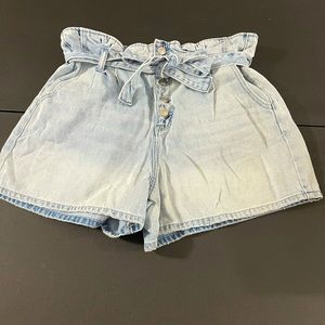 American Eagle Paper Bag Mom Short